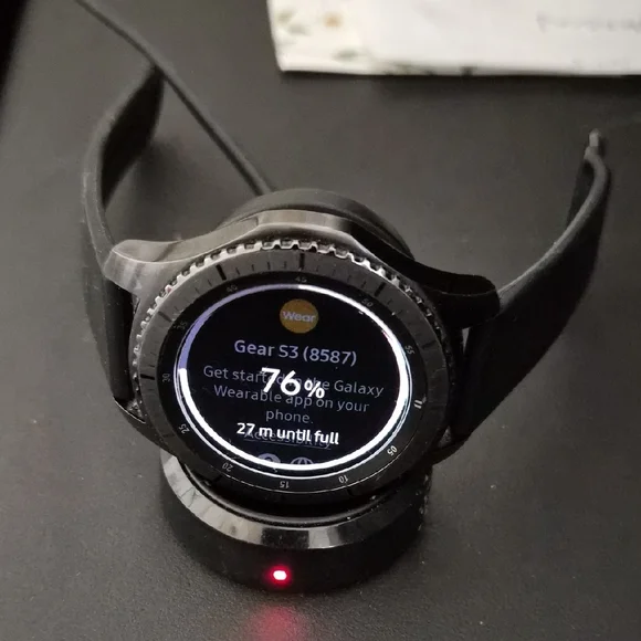 Samsung Gear S3 Frontier Smartwatch - Classic Black - Picture 5 of 7